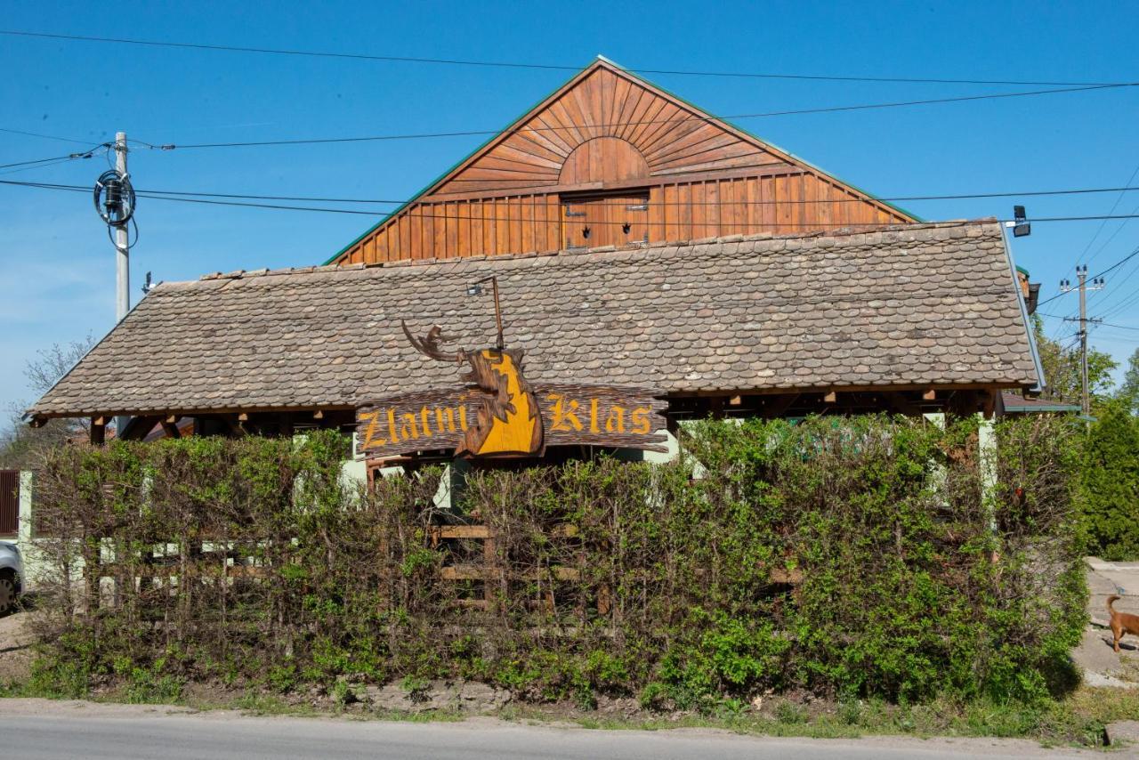Zlatni Klas Zrenjanin Exterior foto